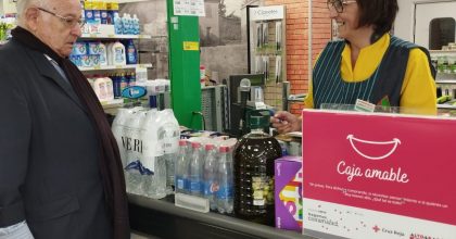EL PROYECTO CRECE HUESCA DE CRUZ ROJA Y LA CADENA DE SUPERMERCADOS ALTOARAGÓN CREAN CAJAS AMABLES PARA PALIAR LA SOLEDAD NO DESEADA